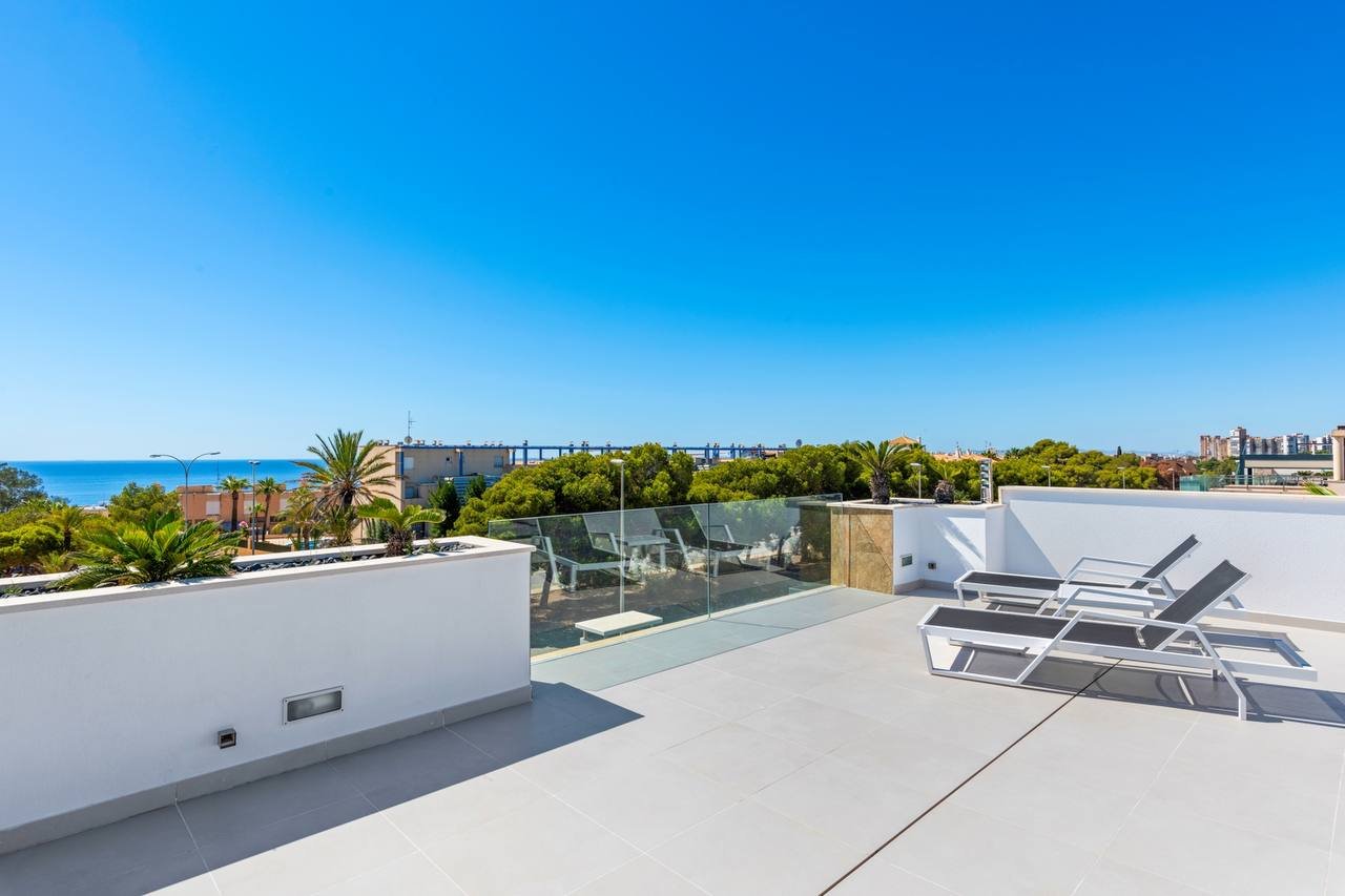 Rooftop terrace with lounge zone