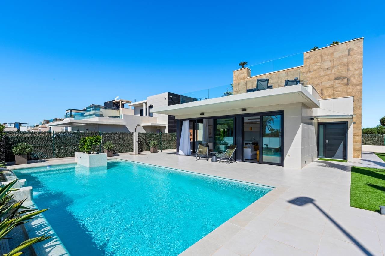 Side view of the villa